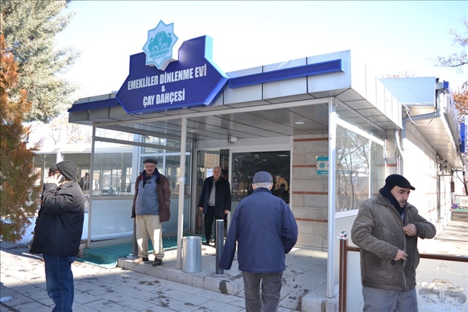 Emekliler Sosyalleşiyor