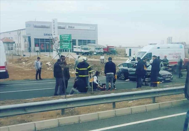 Aksaray-Adana karayolunda kaza 1 ölü ,3 yaralı