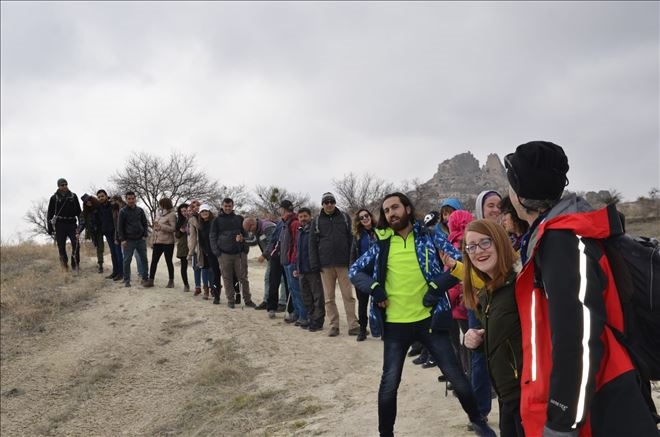 FARKINDALIK YÜRÜYÜŞÜ