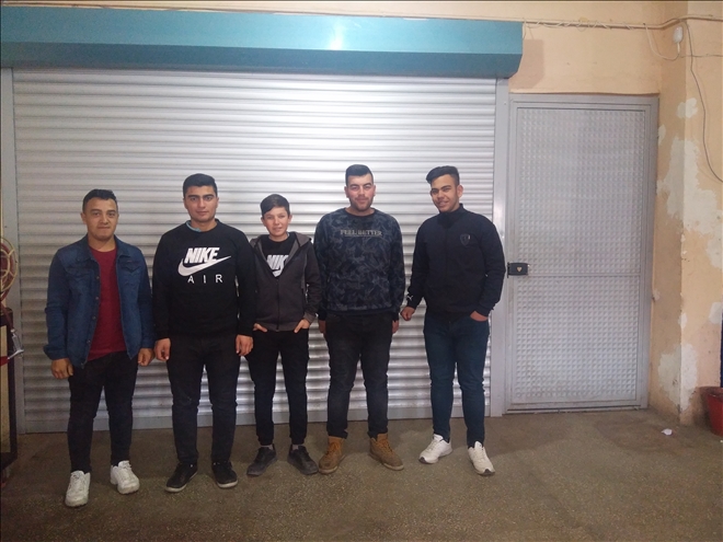 ÖĞRENCİLER DEVLET GARANTİLİ İŞ İSTİYORLAR