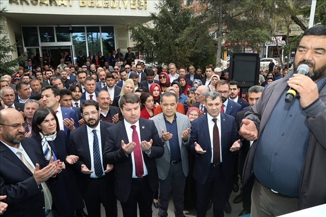 Başkan Evren Dinçer görevi devraldı