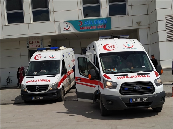 Aksaray da Araç Takla Attı.4 Kişi Ağır Yaralı