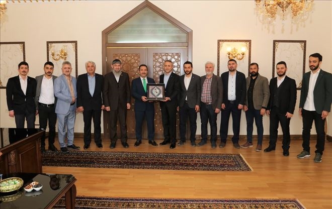 Tümsiad Heyetinden  Vali  Mantı´ya Ziyaret
