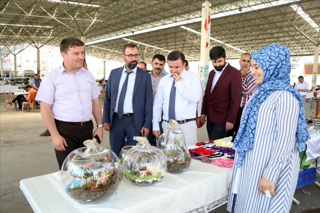 Başkan Evren Dinçer, Hanımeli Pazarı´nda Hanım Esnafları Ziyaret Etti