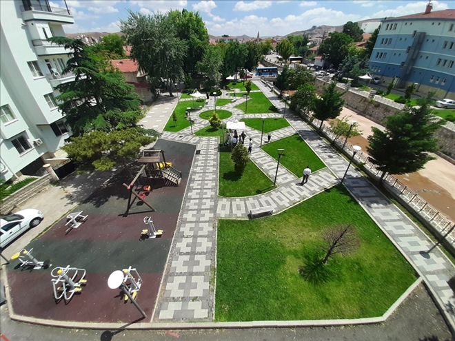 AKSARAY BELEDİYESİ YENİ PARK YAPIMI ÇALIŞMALARINA DEVAM EDİYOR