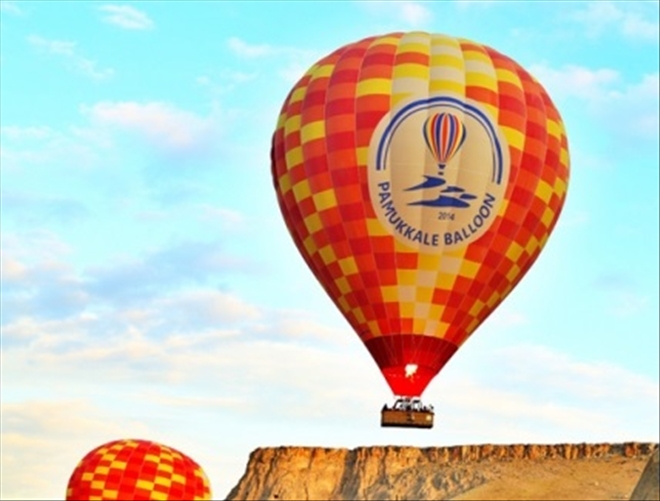 Selime Ve Ihlarada Balon Turizmi