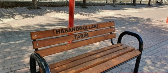 Sponsor bulup parka bank koyduruyor