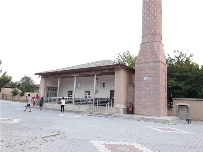 Eskildeki  Camii Yıllara Meydan Okuyor