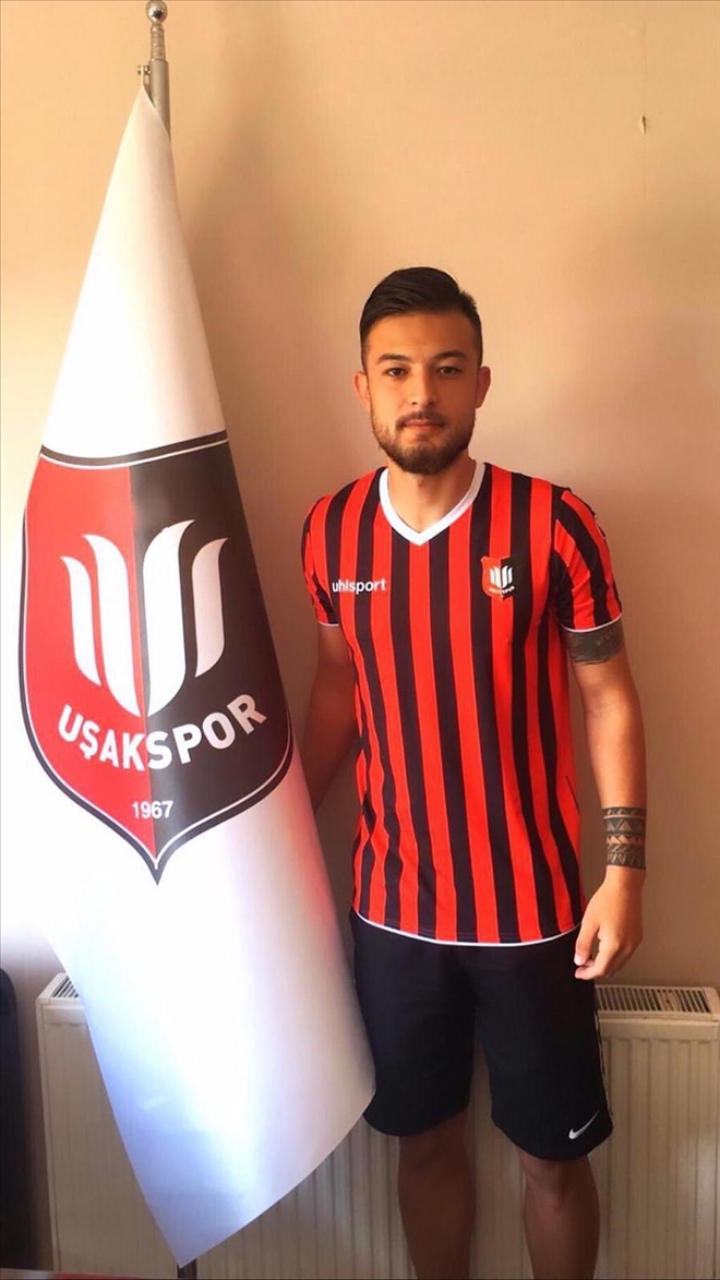 Aksaraylı Futbolcu Uşakspora Transfer Oldu