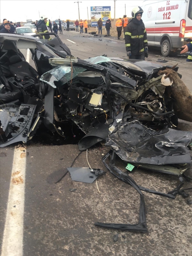 Trafik Kazası 3 ü Ağır 16 Yaralı
