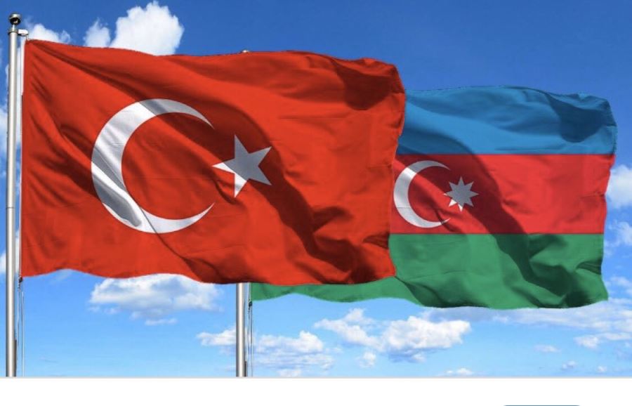 AZERBAYCAN  İLERLİYOR