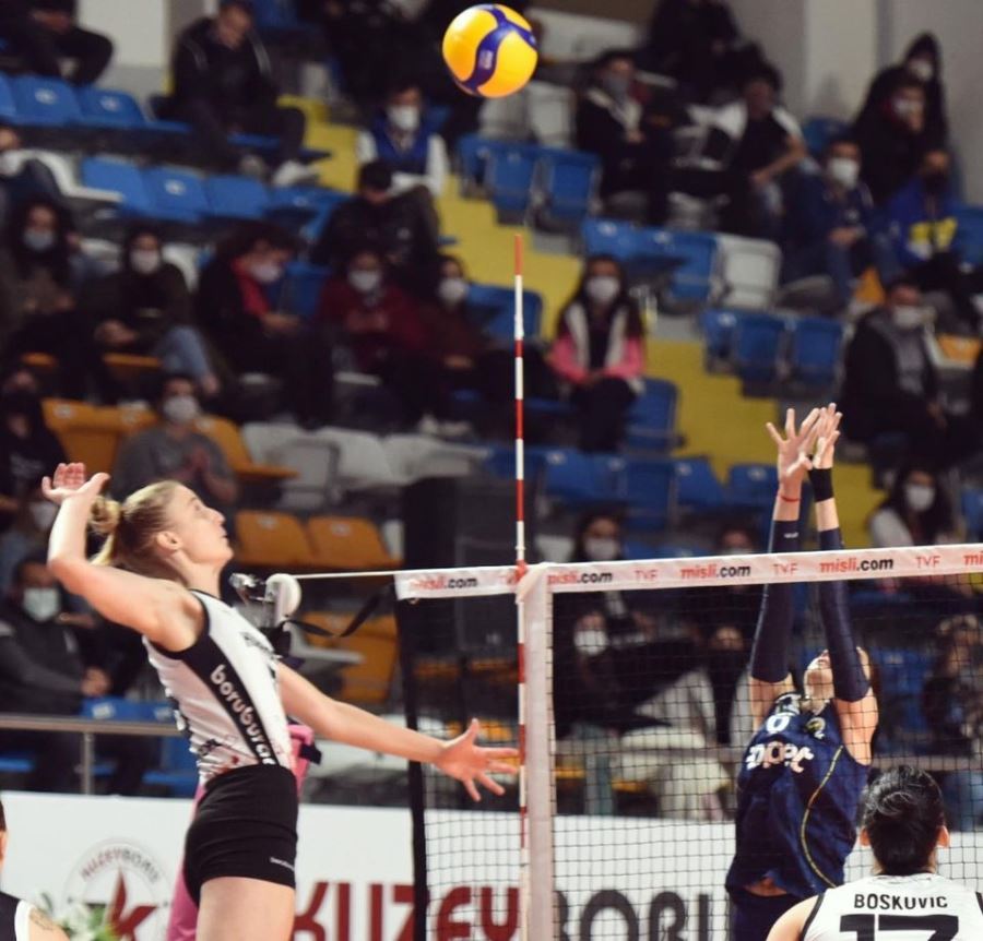 AKSARAY KUZEYBORUSPORUN MAÇLARI CORONAVİRÜS SEBEBİYLE ERTELENDİ.