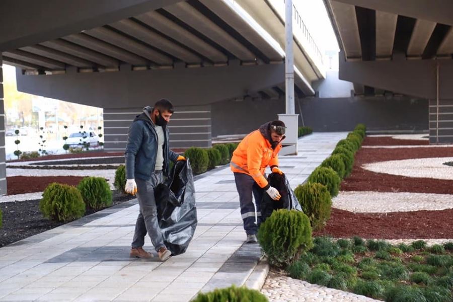 AKSARAYDA YEŞİL ALANLAR KIŞA HAZIRLANIYOR.