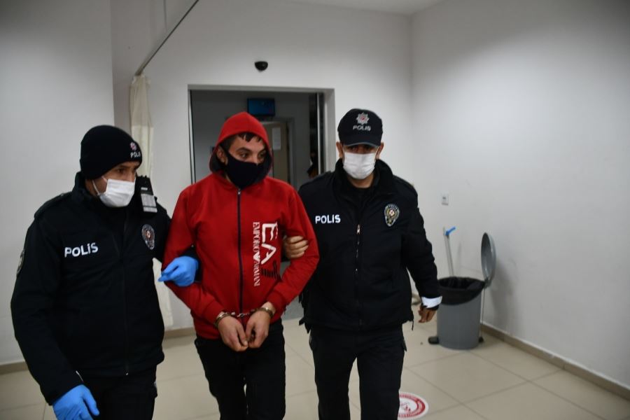 AKSARAY EREĞLİKAPI MAHALLESİNDE ESKİ EŞİNE SALDIRAN KOCA TUTUKLANDI.