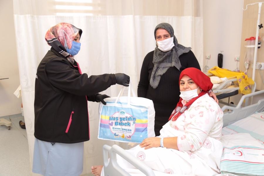 AKSARAYDA YENİ DOĞAN BEBEKLERE HOŞGELDİN SETİ