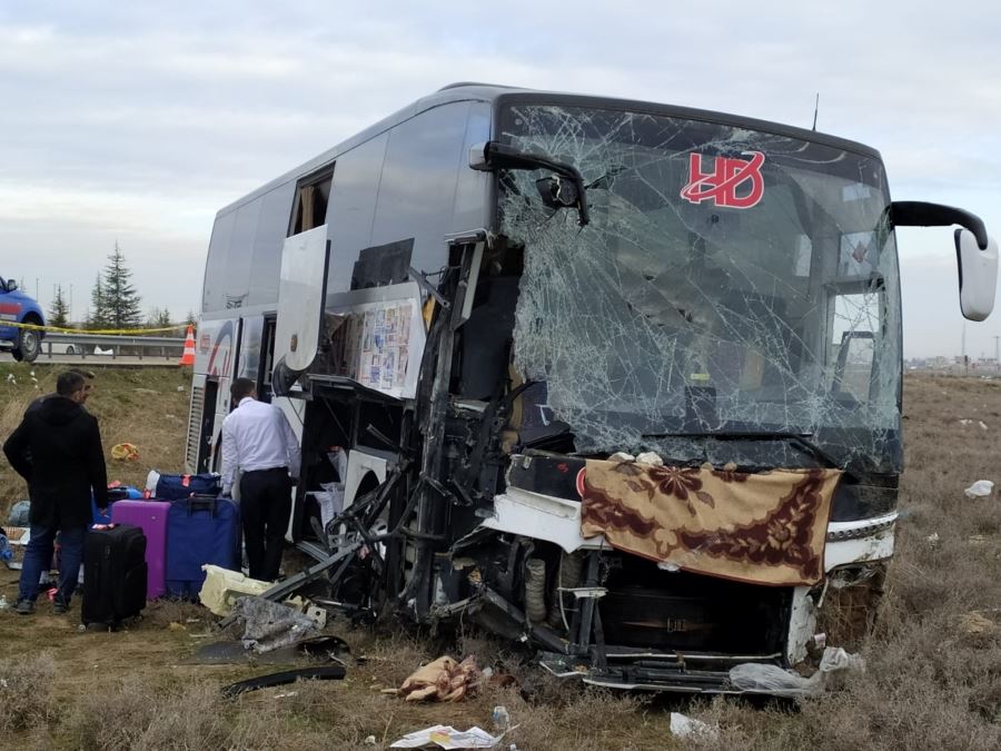Şok Trafik Kazası 44 Yaralı