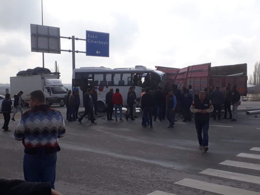 Trafik Kazası 2 Yaralı