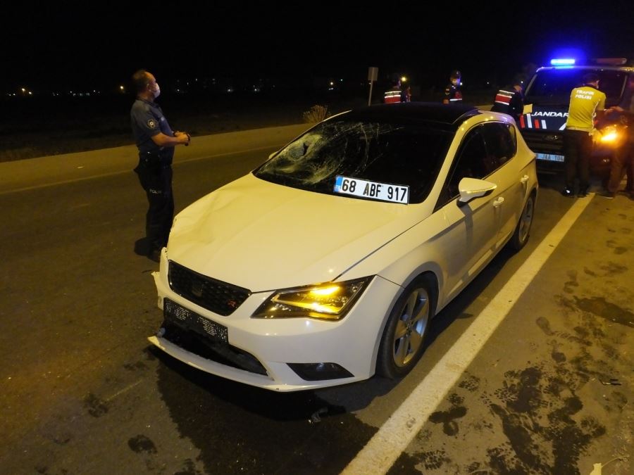 AKSARAY SULTANHANLIDA TRAFİK KAZASI 2 YARALI