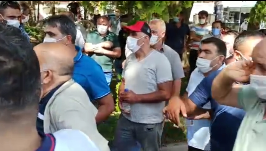 AKSARAYDA HALK OTOBÜSCÜLERDEN PROTESTO