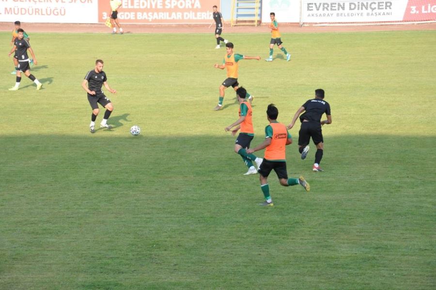 AKSARAYSPOR HAZIRLIK MAÇINDA KONYA U 19 U FARKLI YENDİ