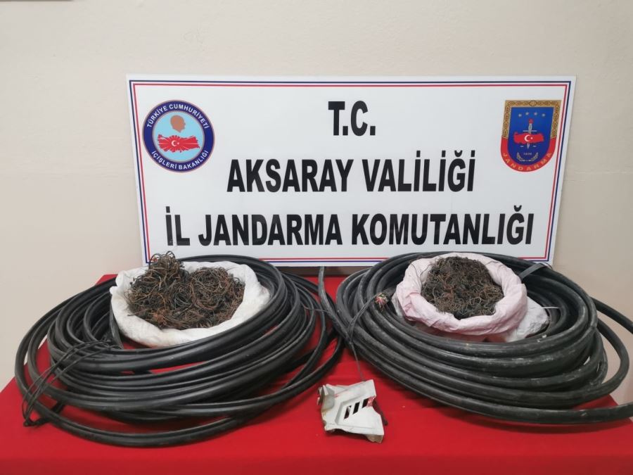 AKSARAYDA JANDARMA KABLO HIRSIZLIĞI ŞÜPHELİSİ 2 KİŞİYİ YAKALADI