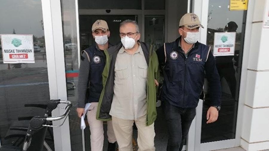 AKSARAYDA HDP Lİ ESKİ VEKİL SIRRI SÜREYYA ÖNDER GÖZALTINA ALINDI