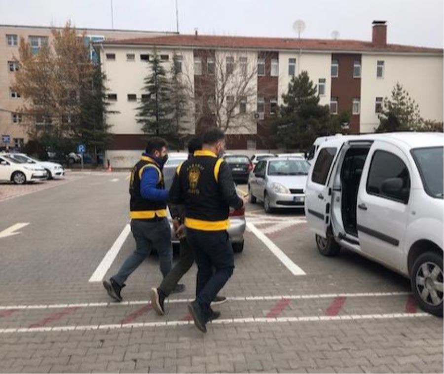 AKSARAYDA HIRSIZLIK ŞÜPHELİSİ 3 KİŞİ TUTUKLANDI.
