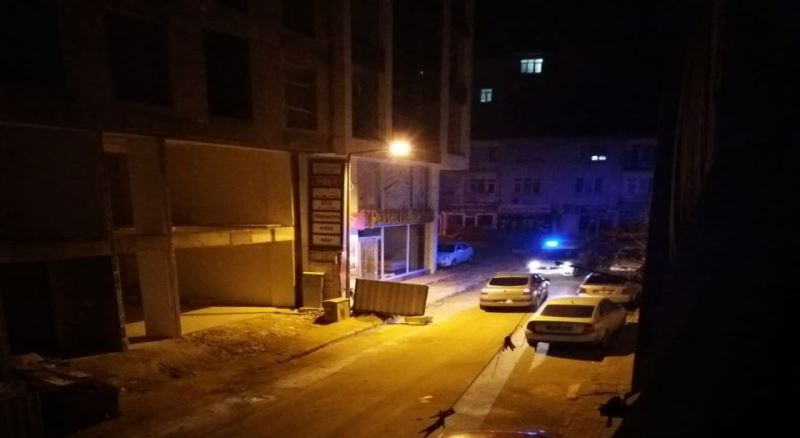 AKSARAY HAMİDİYE MAHALLESİNDE BEKÇİLER 3 KİŞİYİ YAKALADI.