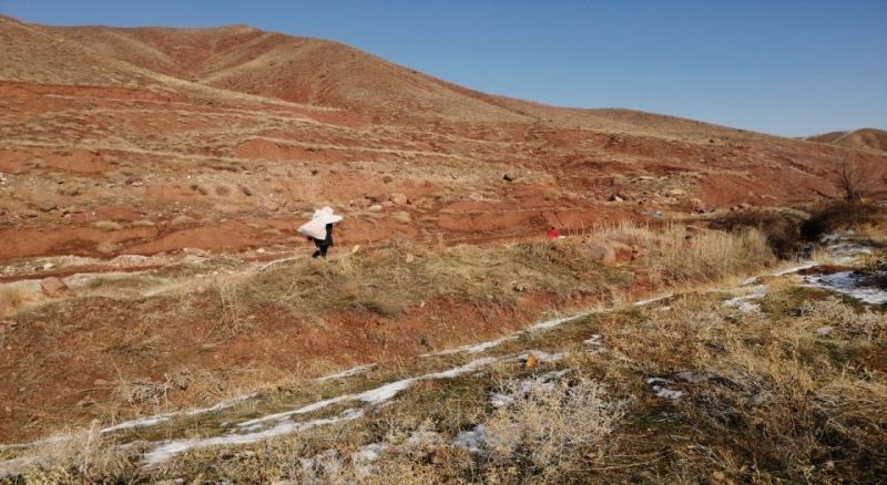 AKSARAY DOĞA SPORLARINDAN HAYVANLARA  GÜVENLİK ÇEMBERİ