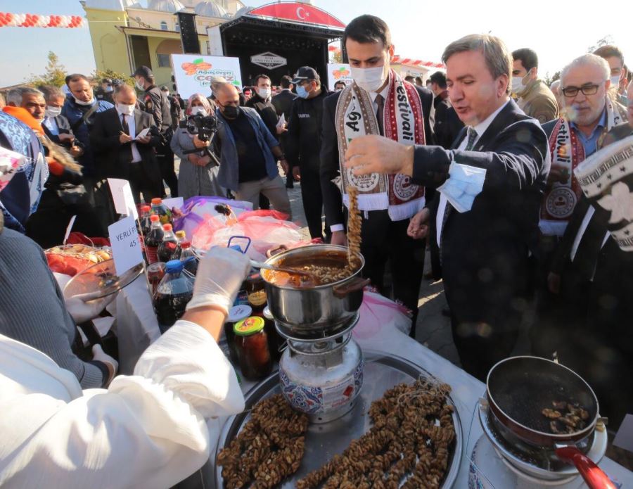 Aksaray Ağaçören 1. Ceviz Festivali büyük coşkuyla gerçekleştirildi