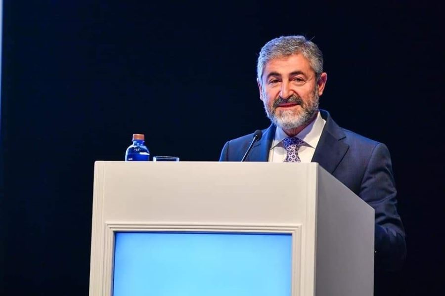HAZİNE VE MALİYE BAKANLIĞINA  NUREDDİN NEBATİ GETİRİLDİ.!