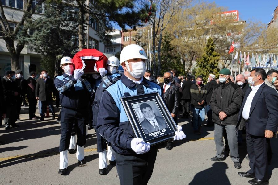 AKSARAY ESKİ BELEDİYE BAŞKANI AHMET ER RESMİ TÖRENLE EBEDİYETE UĞURLANDI