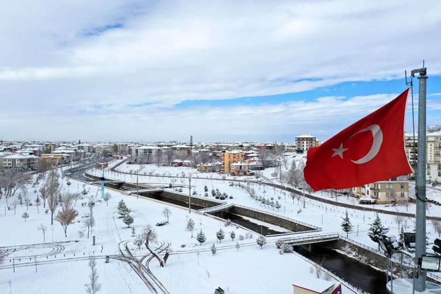 AKSARAYDA KAR YAĞIŞI KALİTELİ GÖRÜNTÜLER OLUŞTURDU.