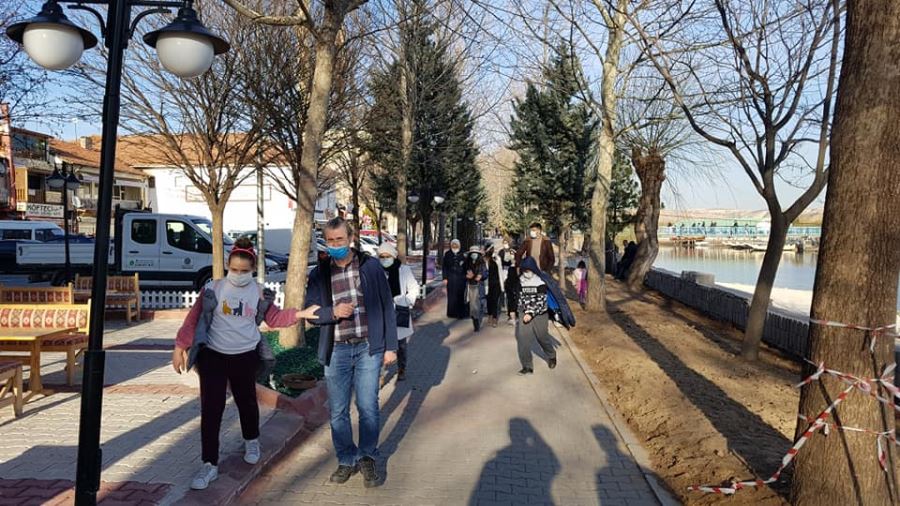 Vatandaşlar Hafta Sonununda Kızılırmaka Gitti.