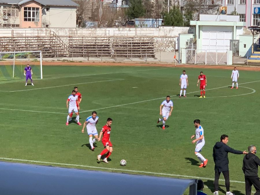 AKSARAYSPOR SİİRTSPOR  DEPLASMANINDAN MAĞLUBİYETLE DÖNÜYOR . 2-0