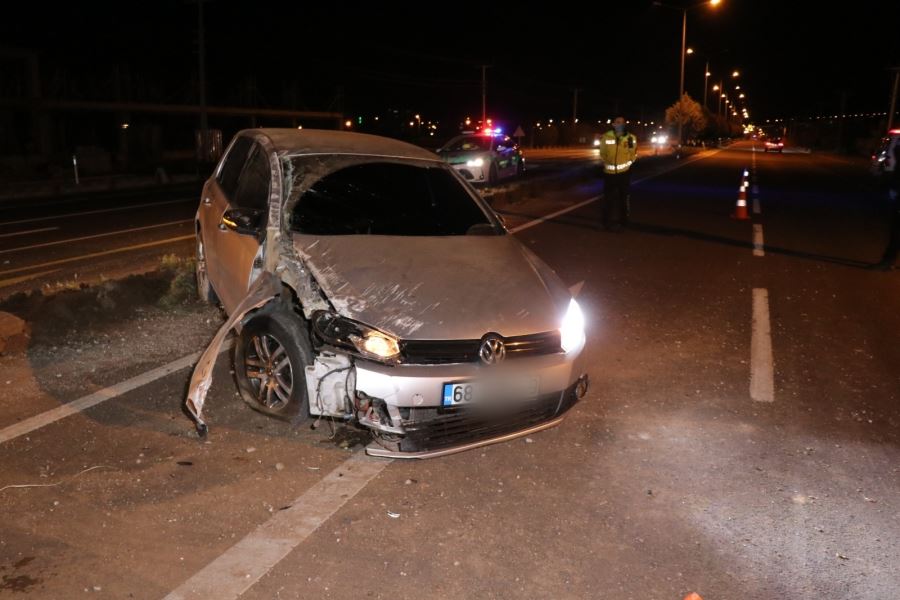 AKSARAY-NEVŞEHİR YOLU NAKKAŞ MEVKİİNDE KAZA. 1 YARALI