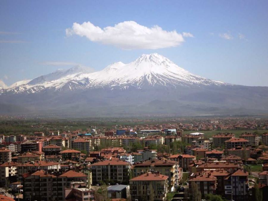 AKSARAYDA CUMA GÜNÜ SOĞUK VE YAĞIŞLI HAVA BEKLENİYOR.