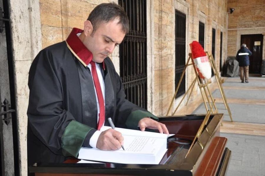 19 MAYIS İSTİKLAL VE  ÖZGÜRLÜK MEŞALESİNİN YAKILDIĞI GÜNDÜR.