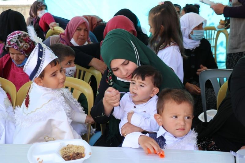 AKSARAY DOĞANTARLA KÖYÜNDE  17 ÇOCUK ERKEKLİĞE İL ADIMINI ATTI.!