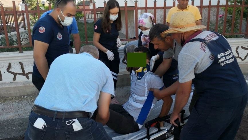 AKSARAYDA İŞ MAKİNASINDAN DÜŞEN İŞÇİ YARALANDI.!