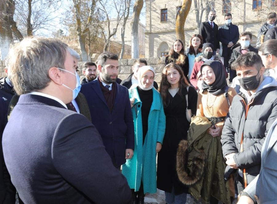 AKSARAY GÜZELYURTTA  GENÇLİK BULUŞMALARI.!