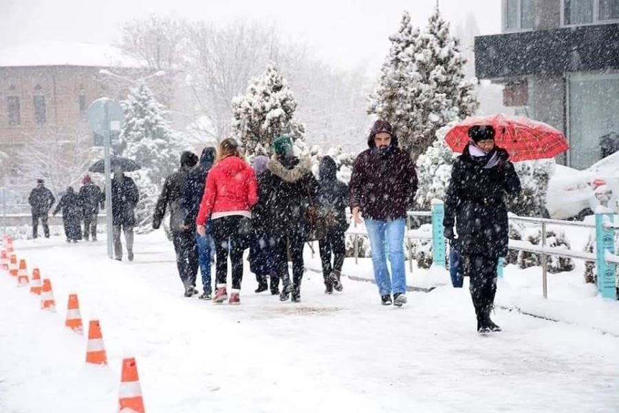 AKSARAYDA BUĞÜNDEN İTİBAREN YAĞIŞ BEKLENİYOR.!