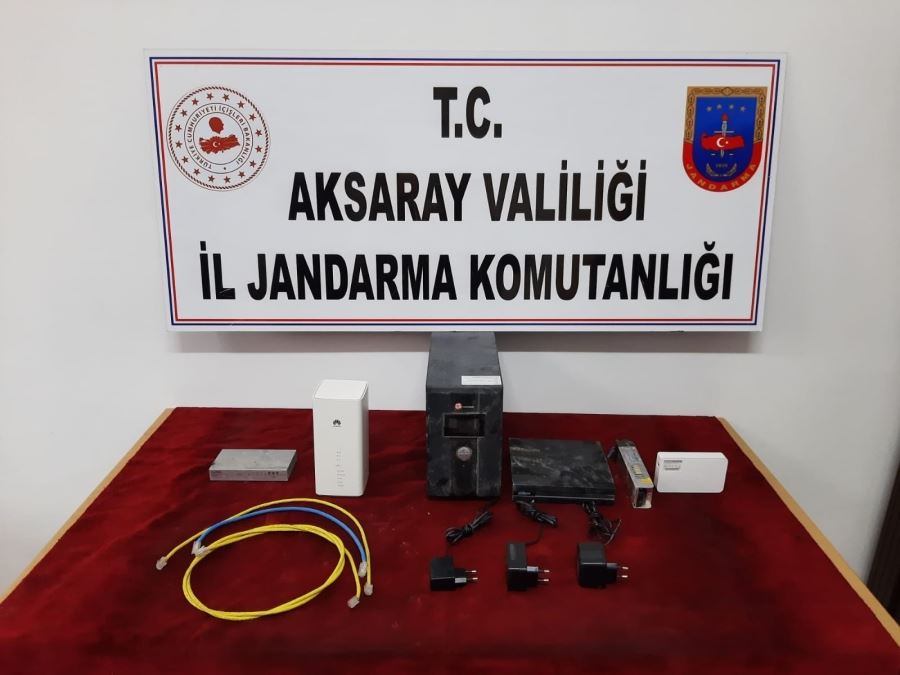 AKSARAY GÜZELYURT -YAPRAKHİSAR KÖYÜNDEN MALZEME ÇALAN İNŞAAT HIRSIZLARI YAKALANDI.!